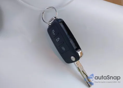 2018 Volkswagen Passat 2.0T R-Line/2.0T S from USA, damaged, VIN 1VWAA7A34JC044261